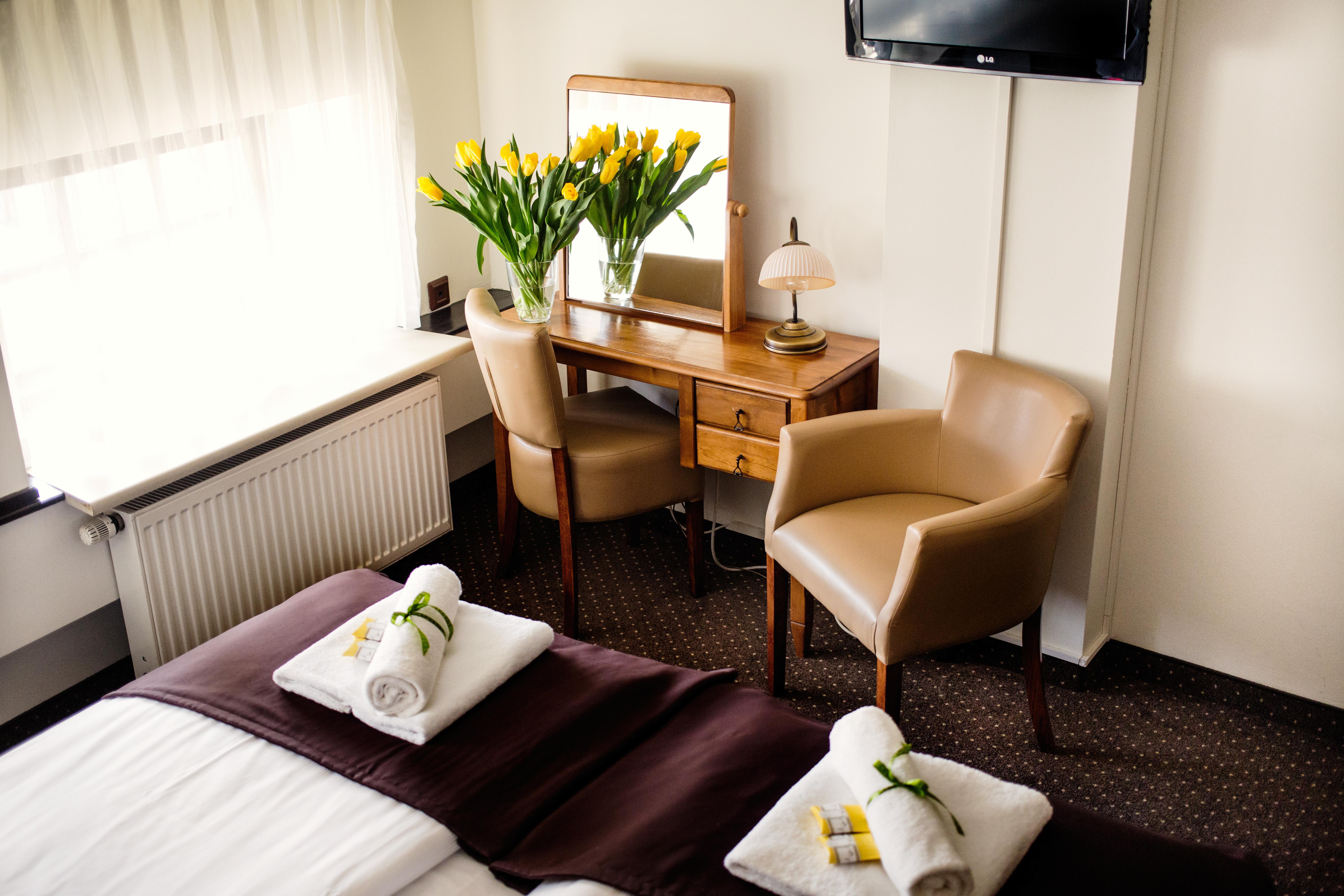 Hotel Eden คราคูฟ ภายนอก รูปภาพ