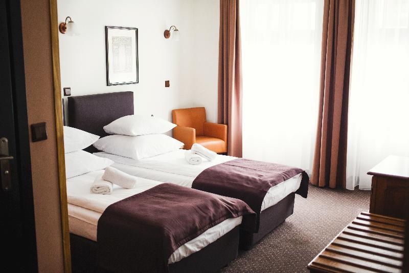 Hotel Eden คราคูฟ ภายนอก รูปภาพ
